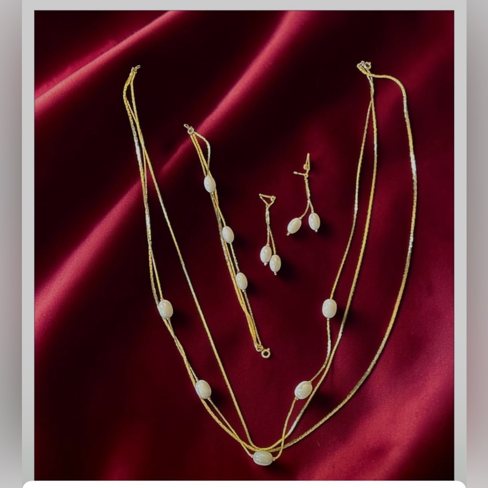 Stunning necklace earrings bracelet set Gold Fill